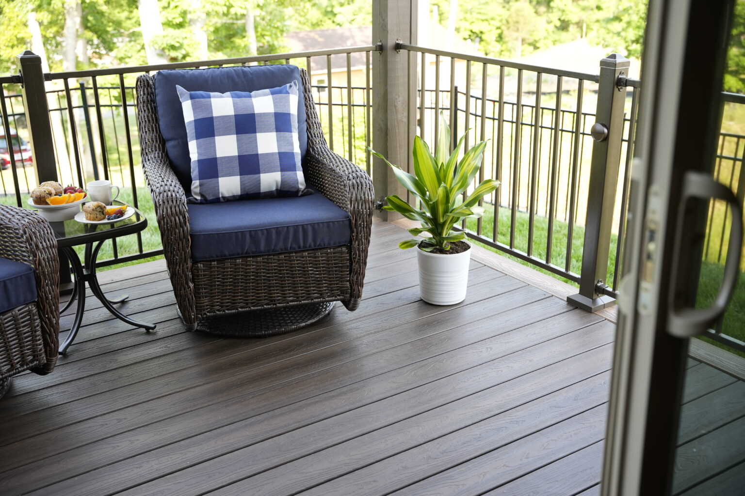 Black Walnut_Vintage Oak_Bronze S110_DSC0849