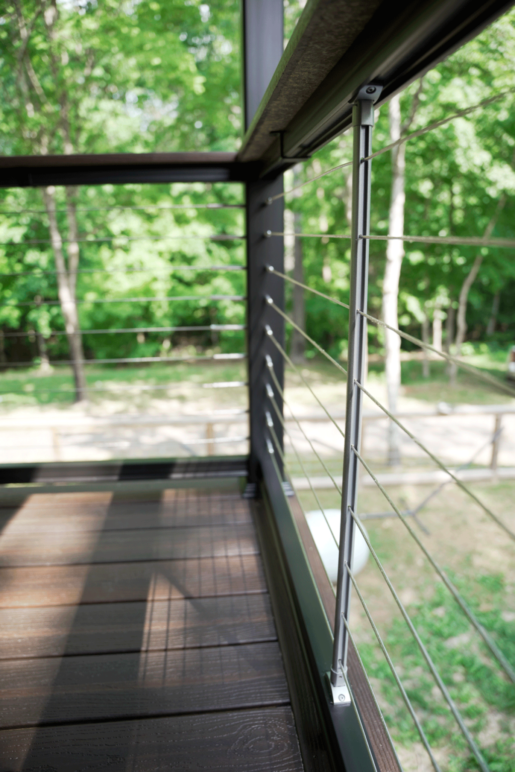 Rustic-Walnut_Black-CP315-Cable-Rail_20-WEB